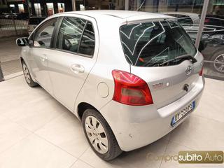 TOYOTA Yaris usata, con Airbag Passeggero