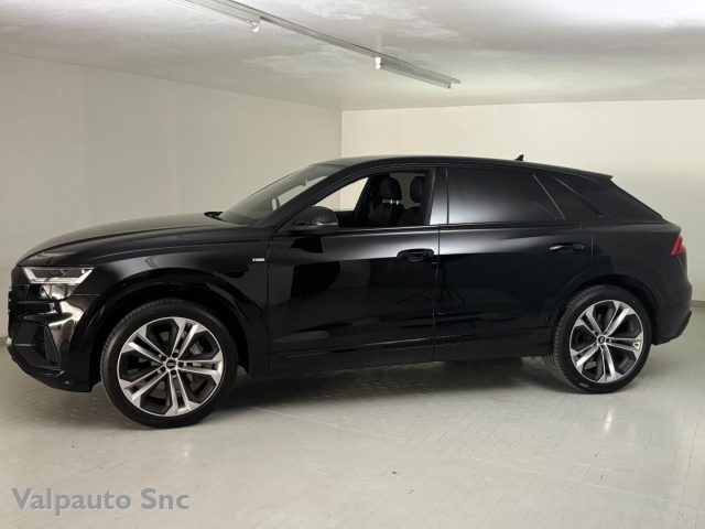 AUDI Q8 usata, con Airbag