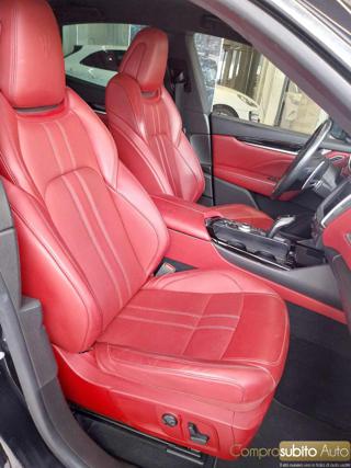 MASERATI Levante usata, con Fendinebbia