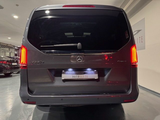 MERCEDES-BENZ V 250 usata, con Lettore CD