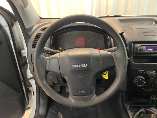 ISUZU D-Max usata, con Boardcomputer