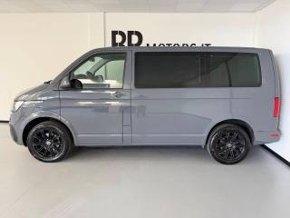 VOLKSWAGEN Caravelle usata, con Climatizzatore