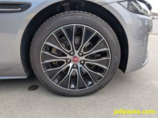 JAGUAR XE usata, con Chiusura centralizzata