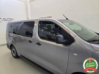 OPEL Vivaro Life usata, con Isofix