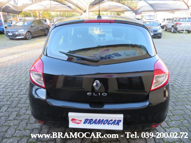 RENAULT Clio usata, con Boardcomputer