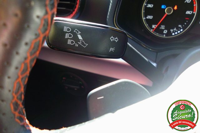 SEAT Arona usata, con Luci diurne LED
