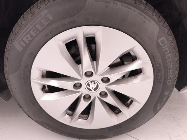 SKODA Octavia usata, con Volante in pelle