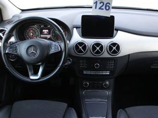 MERCEDES-BENZ B 180 usata, con USB