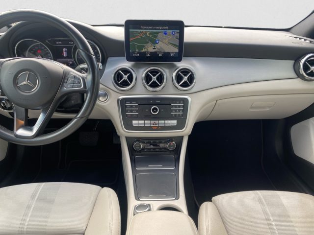 MERCEDES-BENZ GLA 220 usata, con Cruise Control
