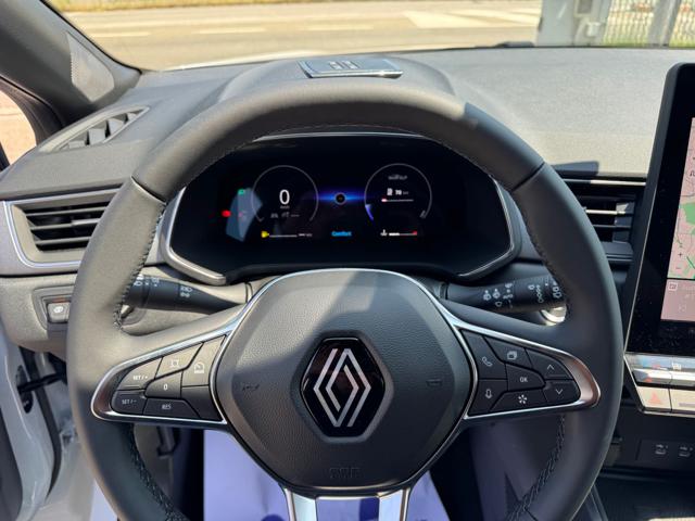 RENAULT Captur usata, con Controllo automatico clima