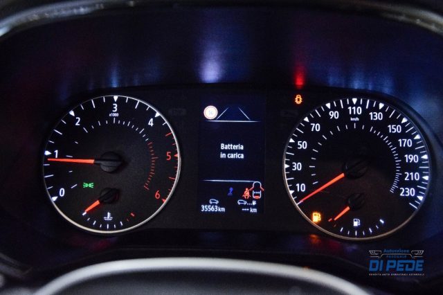RENAULT Clio usata, con Luci diurne LED