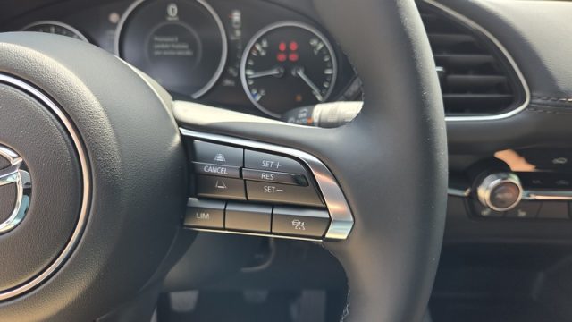 MAZDA 3 usata, con Servosterzo