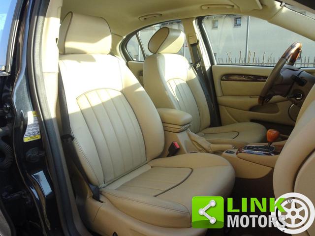 JAGUAR X-Type usata, con Autoradio