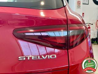 ALFA ROMEO Stelvio usata, con Autoradio