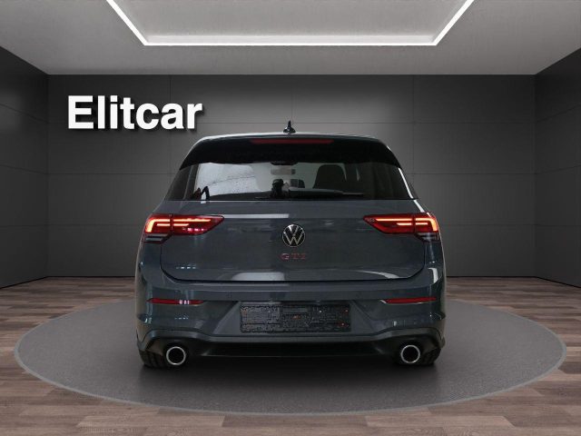 VOLKSWAGEN Golf usata, con Boardcomputer