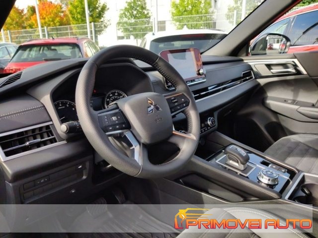 MITSUBISHI Outlander usata, con Airbag laterali