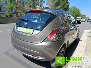 LANCIA Ypsilon usata, con USB