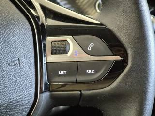 PEUGEOT 208 usata, con USB