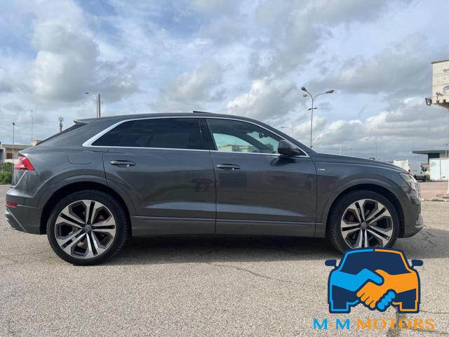 AUDI Q8 usata, con Alzacristalli elettrici