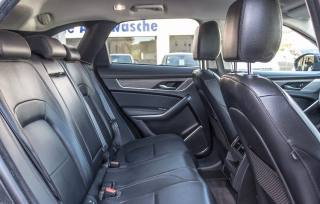 JAGUAR F-Pace usata, con Cronologia tagliandi