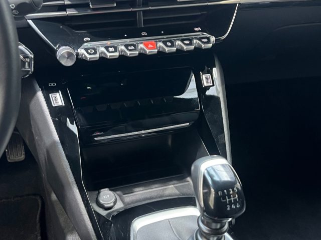 PEUGEOT 2008 usata, con Servosterzo