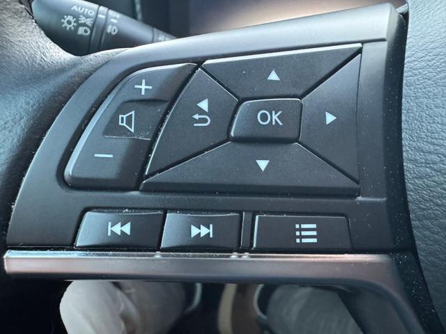 NISSAN Juke usata, con Autoradio