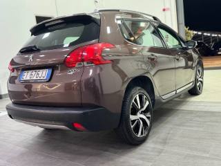 PEUGEOT 2008 usata, con Isofix