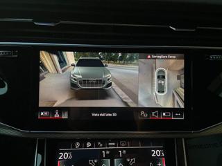 AUDI Q8 usata, con Sensori di parcheggio posteriori