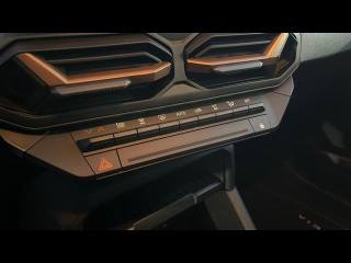 DACIA Duster usata, con Sensori di parcheggio posteriori