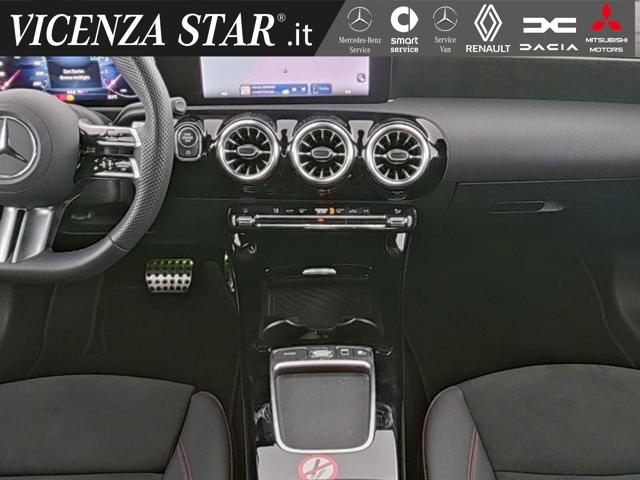 MERCEDES-BENZ CLA 180 usata, con Chiusura centralizzata