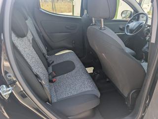 LANCIA Ypsilon usata, con USB