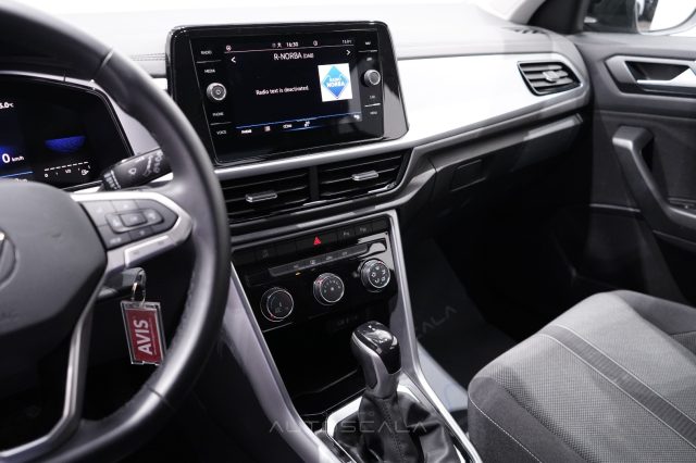 VOLKSWAGEN T-Roc usata, con Autoradio digitale