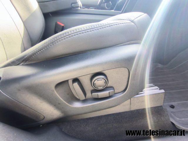 LAND ROVER Discovery usata 14