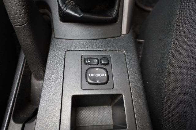 TOYOTA RAV 4 usata, con Kit fumatori