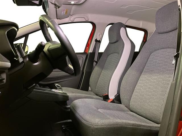 RENAULT ZOE usata 9