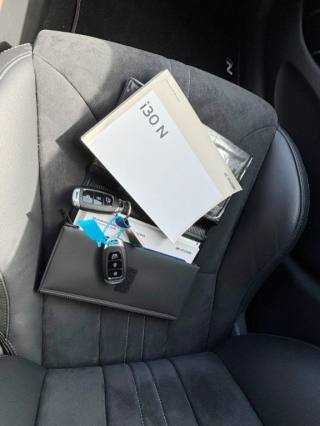 HYUNDAI i30 usata, con USB