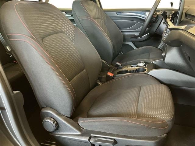FORD Focus usata, con Sensori di parcheggio posteriori