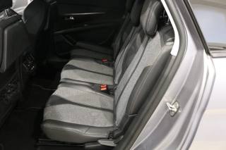 PEUGEOT 5008 usata, con Sensore di luce