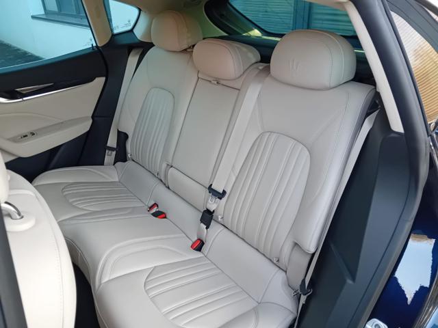 MASERATI Levante usata, con Sedile posteriore sdoppiato