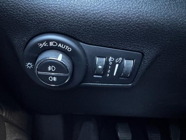 JEEP Compass usata, con Controllo automatico clima
