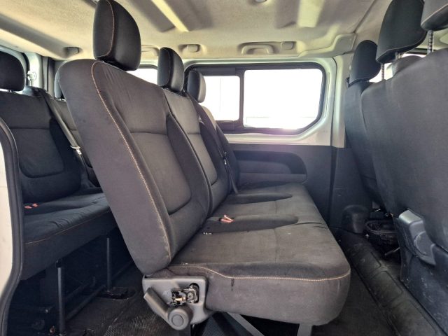 RENAULT Trafic usata, con Bracciolo