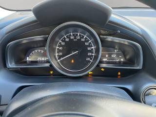 MAZDA 2 usata, con Fari LED
