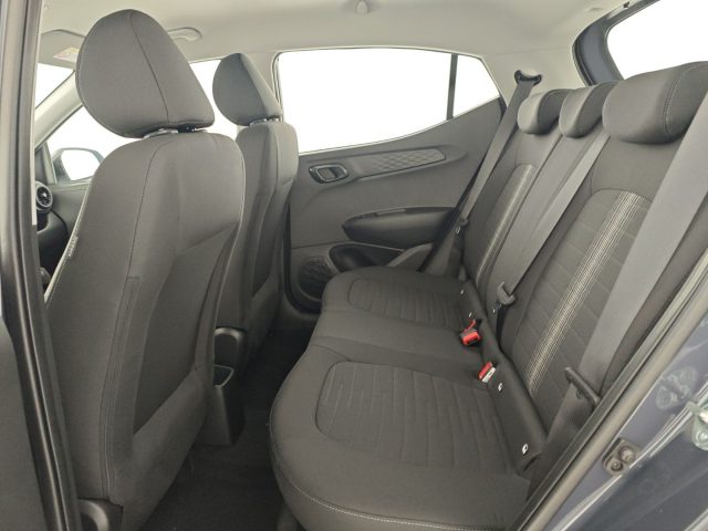 HYUNDAI i10 usata, con Sistema di navigazione