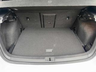 VOLKSWAGEN Golf usata, con Sedile posteriore sdoppiato