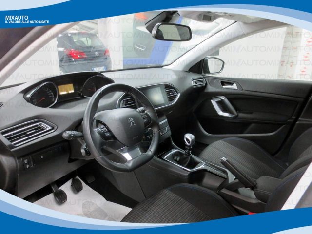 PEUGEOT 308 usata, con Airbag laterali