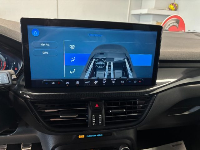 FORD Focus usata, con USB