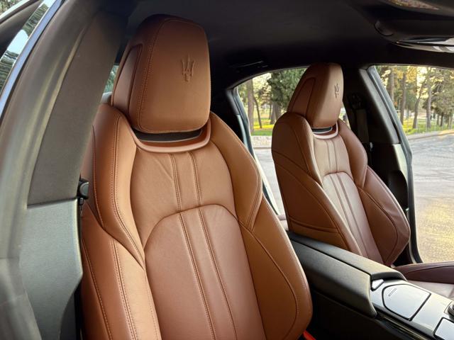 MASERATI Ghibli usata, con Climatizzatore