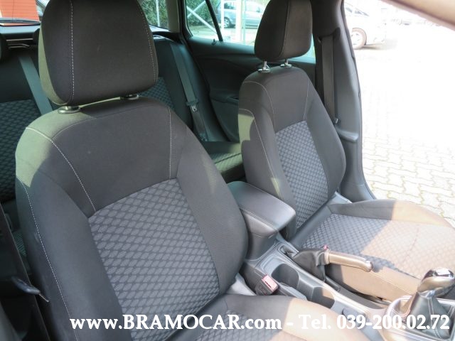 OPEL Astra usata, con Volante multifunzione