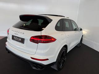PORSCHE Cayenne usata, con Autoradio