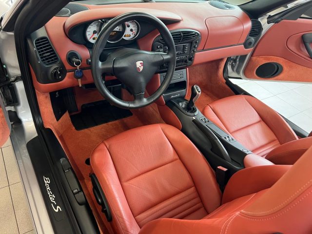 PORSCHE Boxster usata 18